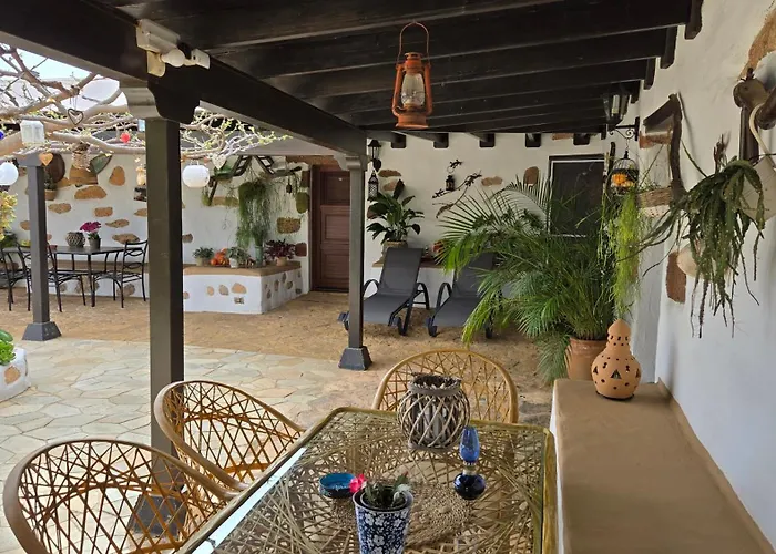 Casa Emblematica Abuelo Rafael Landhaus Llanos de la Concepción